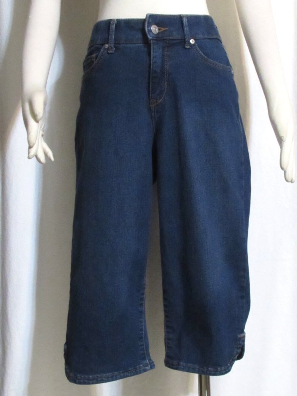 New Women's Ladies GLORIA VANDERBILT Slimming Stretch Denim Skimmers Jeans 6 $44